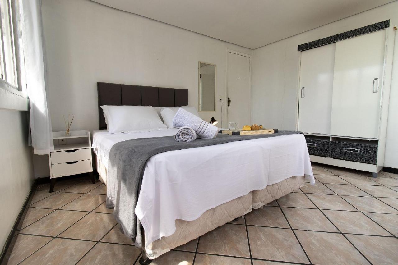 Apartamento Clr82 - Calçadão, 1 Climatizado, Quadra Do Mar, Garagem, Wi-fi *